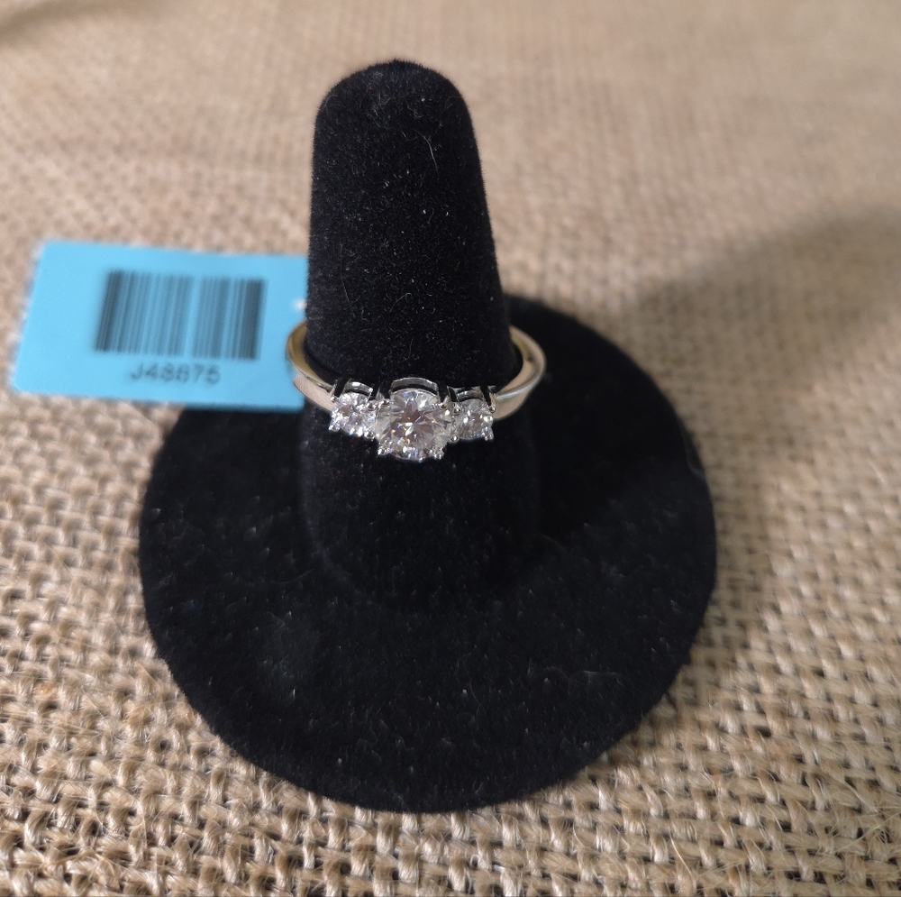 NWT 925 Sterling Silver Three-Stone Moissanite Ring